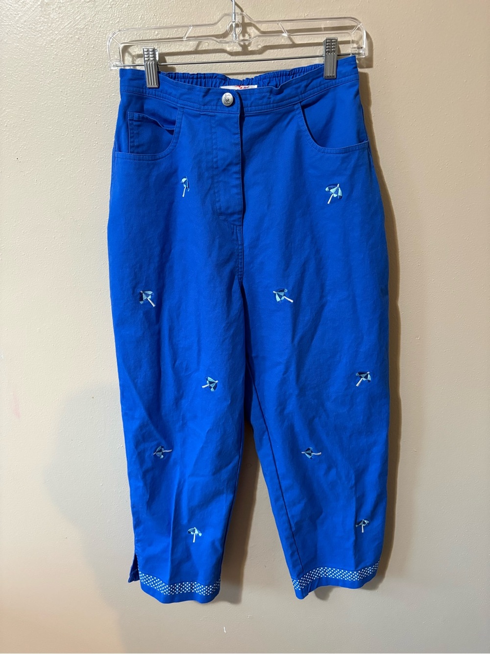Vintage Quacker Factory Blue Capris with Embroidered Logo Womens size Small